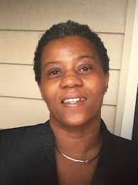 Evelyn Burns's Instagram, Twitter & Facebook