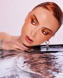 Emocionada por los nuevos proyectos y retos que nos trae el 2023. Makeup by  @ninasalgadomakeup @perfumeriasfetiche