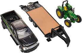 Lay flat wedge shaped ramps are available as an. Amazon Com Tomy John Deere Tractor Ford Pickup With Gooseneck Trailer Everything Else