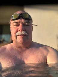 Dr. Steve Lamm joined Dr. Ben Brucker & Dr. Herb Lepor in studio tonight to  talk about men's health resolutions, weight loss and diet. What are your  2018 resolutions?