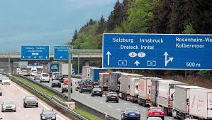 Einreise von deutschland nach österreich. Osterreich Kundigt Grenzkontrollen Bei Der Einreise An Der Spiegel