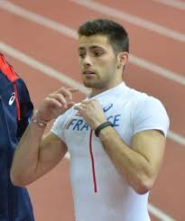 Le perchiste clermontois a pris la 3e place du concours. Valentin Lavillenie Wikipedia