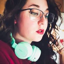 Lydia Gee's Instagram, Twitter & Facebook