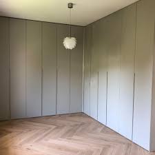 Idaw Schrank Nach Mass Einbauschranke Und Design Kommoden Einbauschrank Einbauschrank Nach Mass Einbauschrank Holz