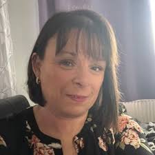 Tracey Smith (@traceysmith2005)