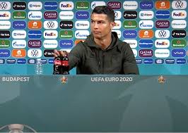 Jun 15, 2021 · cristiano ronaldo ist und bleibt ein mann für rekorde. Cr7 Nach Coca Cola Wirbel Schatzt Experte Den Einfluss Von Cristiano Ronaldo Ein Watson