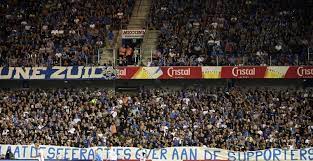 Prestigieuze prijs voor onze club: Fans Van Krc Genk Blijven Zeker Niet In De Kou Staan Originele Tegemoetkoming Voetbalprimeur Be