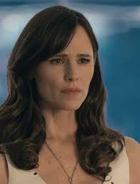 Suki Waterhouse to Star in Simon Barrett's Seance