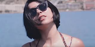 Un "Beso en la disco" con Kelly Abarca