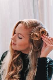 Vintage 1950's curly hair tutorial ala marilyn monroe by cherry dollface. Pin Curls Hair Tutorial How To Make Your Curls Stay All Day Brunch On Sunday