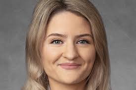 Stephanie Cooksey's Instagram, Twitter & Facebook