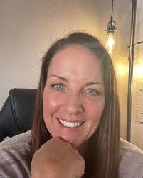 Stacey Reid's Instagram, Twitter & Facebook