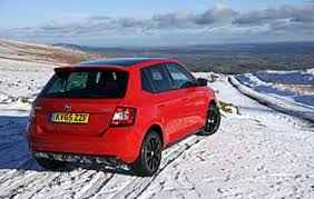 L'auto è curata, ma le plastiche sono tutte rigide. Skoda Fabia Monte Carlo 1 2 Tsi 90ps Aa