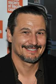 Nick Puga • Jeune • Jeunesse