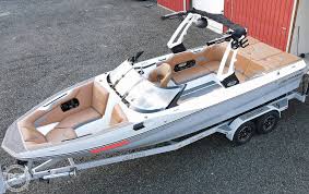 I have purchased two boats from them and had the boats serviced there and am very satisfied with the service and pricing i received. Used Ski And Wakeboard Boat For Sale In Washington Boats Com