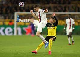 En fin de contrat au psg, thomas meunier s'est officiellement engagé jeudi avec le borussia dortmund, un club allemand pour lequel il a signé 4 ans. Psg Fan Roasts Dortmund After Announcing Meunier Signing Psg Talk