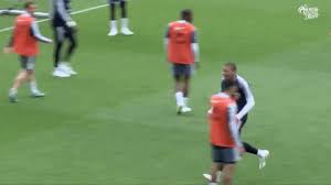Search, discover and share your favorite france football gifs. Dembele Gifs Primo Gif Latest Animated Gifs