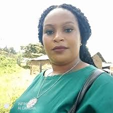 Ladies Until a man can be loud about u, treat him like yo lil friend😭