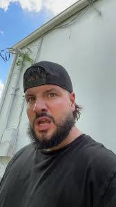 Andrew Posey's Instagram, Twitter & Facebook