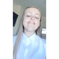 Caitlin smart (@caitlinnsmartt)