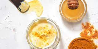 Perpaduan yogurt dengan madu dan lemon pada masker ini dapat digunakan untuk mengatasi kulit yang berjerawat. Manfaat Kunyit Untuk Wajah Serta Cara Membuat Maskernya