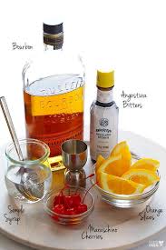 How To Make An Old Fashioned Cocktail Recipe Gimmesomeoven Com Drink Cocktail V Old Fashion Drink Recipe Alcohol Drink Recipes Old Fashion Cocktail Recipe