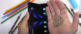 2.4 когда выйдет galaxy z fold 3 2.5 игровой телефон samsung Galaxy Z Fold 2 Subjected To Durability Test Makes For A Cringey Watch Gsmarena Com News