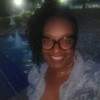 Amy Usry's Instagram, Twitter & Facebook