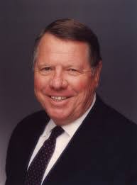 Peter Huddleston's Instagram, Twitter & Facebook