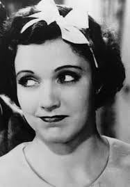 Maxine Doyle's Instagram, Twitter & Facebook