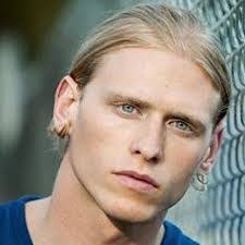 Nicholas Logan's Instagram, Twitter & Facebook