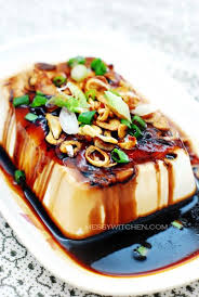 Steamed Silky Tofu Another One Of My Mom S Favorites Soft Tofu Served Hot With A Sweet And Salty Garlic And Shallot Topping Good Food Recipes Malaysian Food