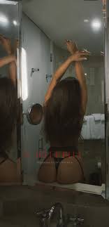 Elise Rae independent private escort - Scarlet Blue