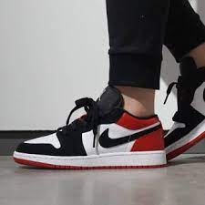 Shop jordan shoes today save up to 80% off and free shipping. Nike Air Jordan 1 Low Black Toe Foot Locker Middle East Facebook