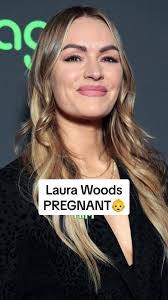 Laura Broomfield's Instagram, Twitter & Facebook