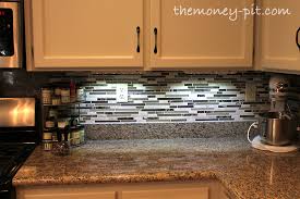 installing undercabinet lighting