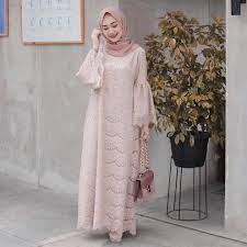 Cara menjahit dress brokat yang simpel dan praktis, dari muali cara membuat pola sampai proses jahit. Hijab Gown Di Instagram Di 2020 Gaun Perempuan Pakaian Pesta Model Pakaian