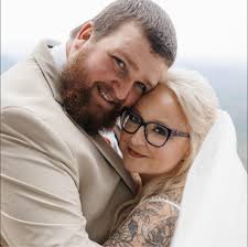 Best places to eat near Pretty Place?