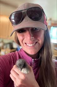 What herbs and supplements do you add to chicken water?