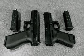Glock 17 Vs Glock 19 Comparison 2019 Which One You Should