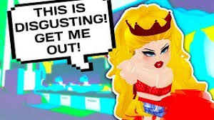 Did Alexa Choose The Worst Update Outfit For Me Roblox Royale High School Update