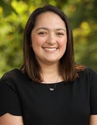 Julie Scofield's Instagram, Twitter & Facebook