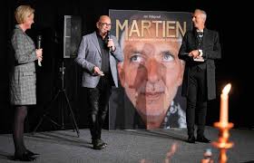 Auteur Jan Dijkgraaf Vertelt Alles Over Biografie Martien Meiland Weekblad Party