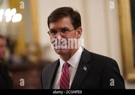 U.S. Army 1st Sergeant Chris Callan, from the 56th Troop Command Rhode  Island National Guard, briefs international Soldiers