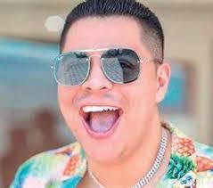 Peter Delorme's Instagram, Twitter & Facebook