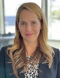 Allison Ostrowski's Instagram, Twitter & Facebook