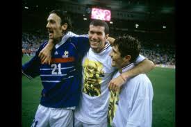 July 4, 1998, section c, page 1 buy reprints. Les Bleus De 1998 A L Honneur A La Galerie Jean Denis Walter L Equipe