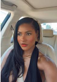 What to Wear to Coopers Hawk Restaurant