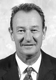 Fred Steer's Instagram, Twitter & Facebook