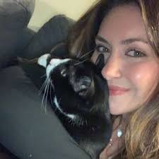 Danielle Roe (@danielleroe8)